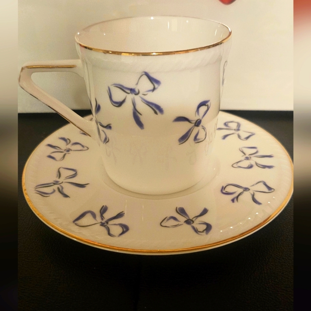 AUTHENTIC YSL BOW DESIGN TEACUP AND SAUCER (VERY Saute AFTER)